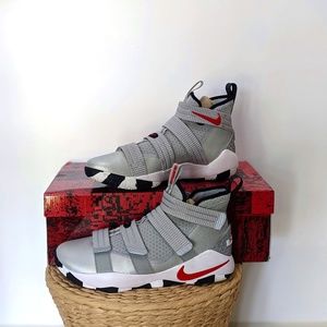 Nike LeBron Zoom Soldier 11 Silver Bullet